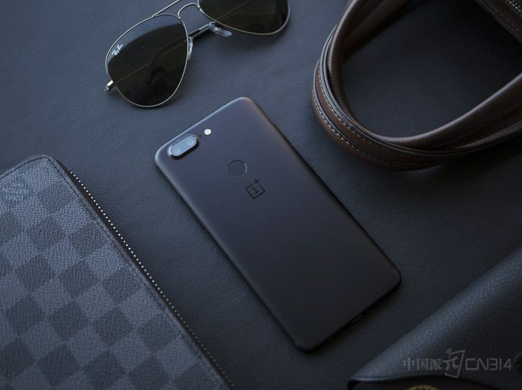 Ϊ������Ļ���ֳ���δ���С������������ռ�ȣ����һ��5Tѡ������Э����ָ��ʶ������˱��档