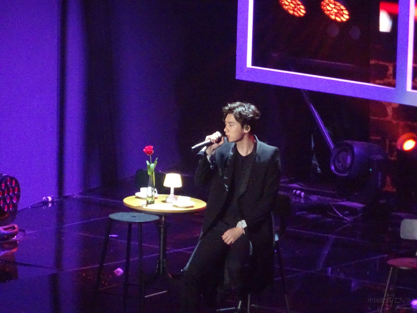 ��������ɫ���������ڴ�ͬɫT�������������ֳ����������������������ʳ��ȡ�