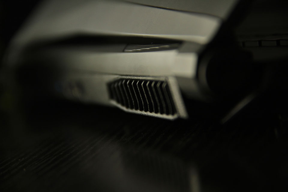 ����ս��ʼǱ�����ɢ�ȿ���д|����ս��Z6-i78172S1