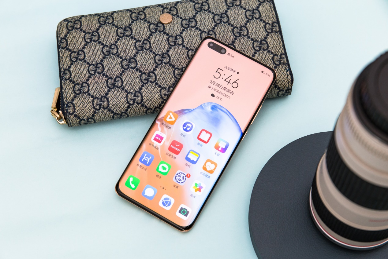 ΪP40 Proʹ2640  1200 ֱʵ6.58ӢOLED֧90HzˢʺDCI-P3ɫ