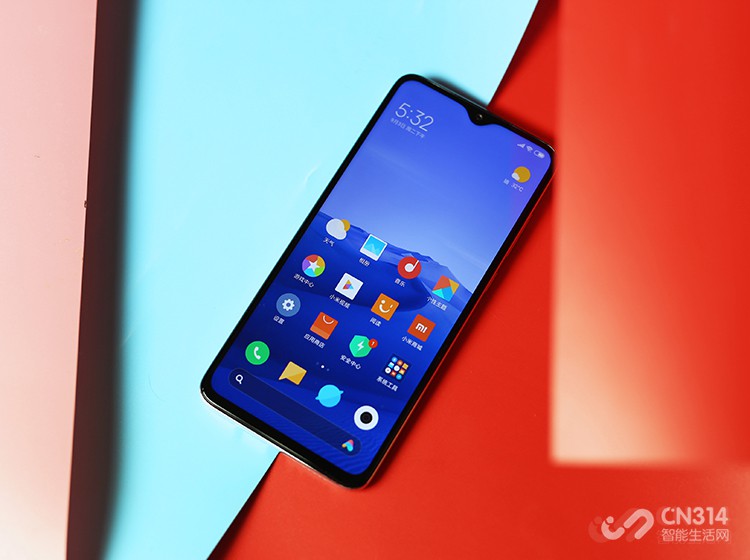 Redmi Note 8 Pro�����������һ��6.53Ӣ���19.5:9ȫ����ˮ��������ռ�ȸߴ�91.4%���Ӿ��������Ϊ�𺳣������ڲ���LCD��Ļ���ֻ��У��������ߵ���ռ��Ҳ���������
