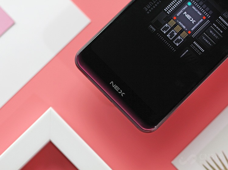 ���⣬����ָ������Ҳ����Ϸ�е�һ�����㡣����Ϸר�������ϵ�������á���Ȼ��Ϳ��Կ���˫�����ص�ѡ�Ȼ�󽫡�A������ק�����������B������ק�����������������þͿ����ˡ����һ�����ܶ����ӽǾ����������Ļͨ����ָʵ�֣����������׼���ñ������Ļʵ�֣�������ˮ�����ɳԼ���