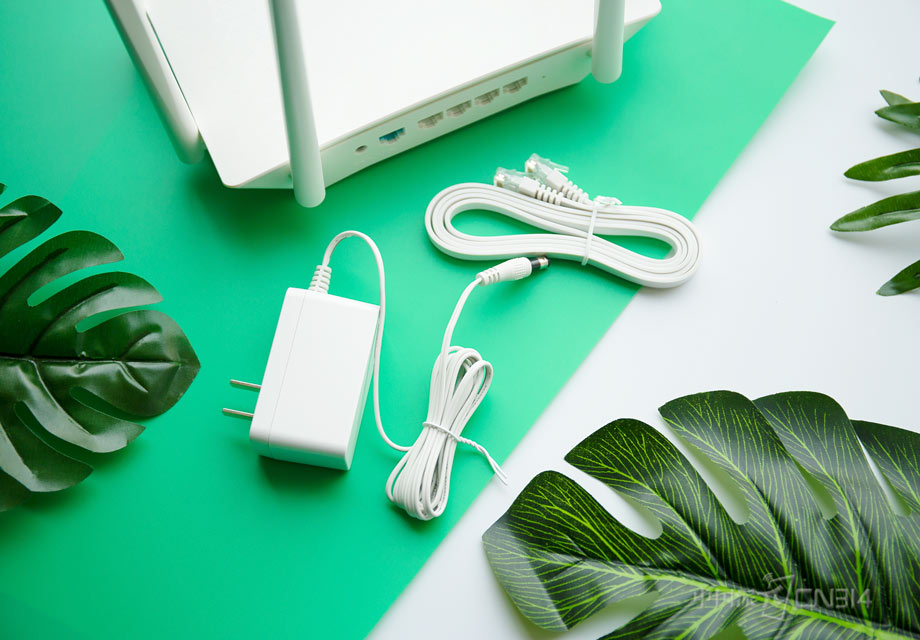 ���ҽ���һ����Դ���������������ʾ���伫�����Ʒ��Ͱ�װ���̣�����������һ����������߶�����Ҫ�õ���