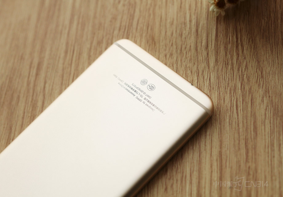 �ֻ������°벿�������˵���ǱȽ�����ġ�