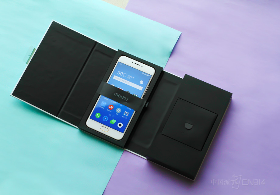 �򿪰�װ�У������Ȼû��������ʧ�������ʽ�Ľṹ��Ʒǳ��ľ��ɣ���Ҳ�Ǽ��侭����鱾��ƺ���һ�����˾�����������İ�װ��