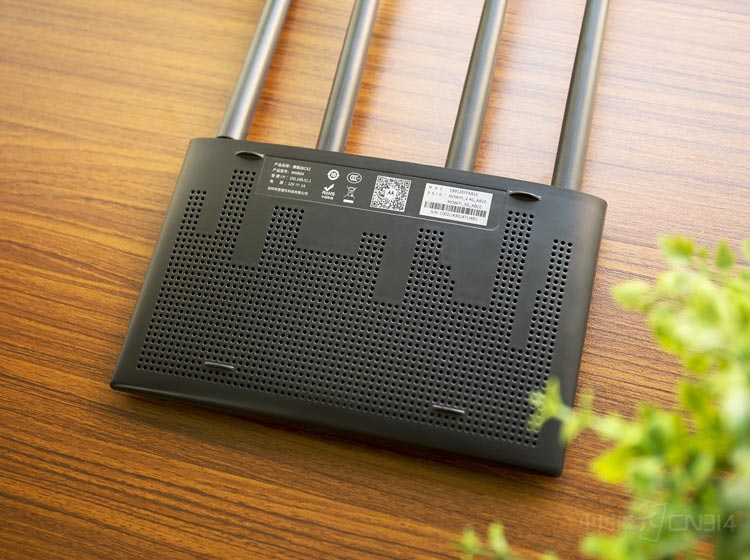 �ײ��ж���ܼ�ɢ�ȿף��������У���״�Ƹ�¥������ʮ�㡣