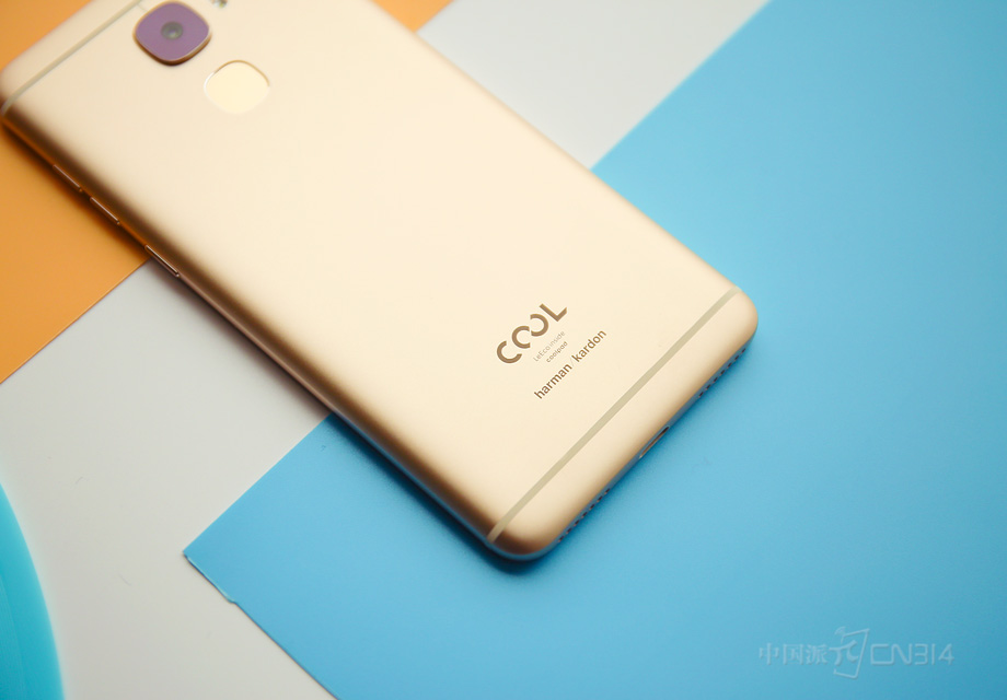 ���ָ��ʶ��ģ��ָ�ƽ����ٶȺܿ죬�����Ե������ż���ʹ�ã�������������ĵĿɲ����ԣ�