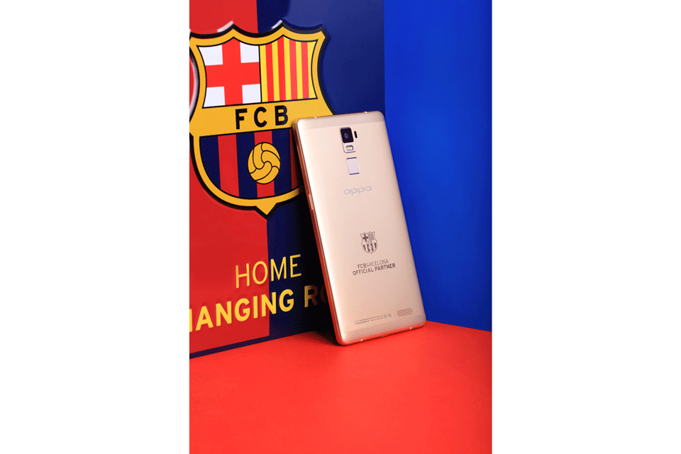 OPPO R7 Plus�������ư�֧���ƶ�����ͨ�����ŵ�4G��3G��2G���磬���ڹ���һ���á���OPPO R7 Plus�������ư�ȥ�ֳ���������������һͬ�ź�����������ڻ�黥����һ���ֻ������ɸ㶨 ��