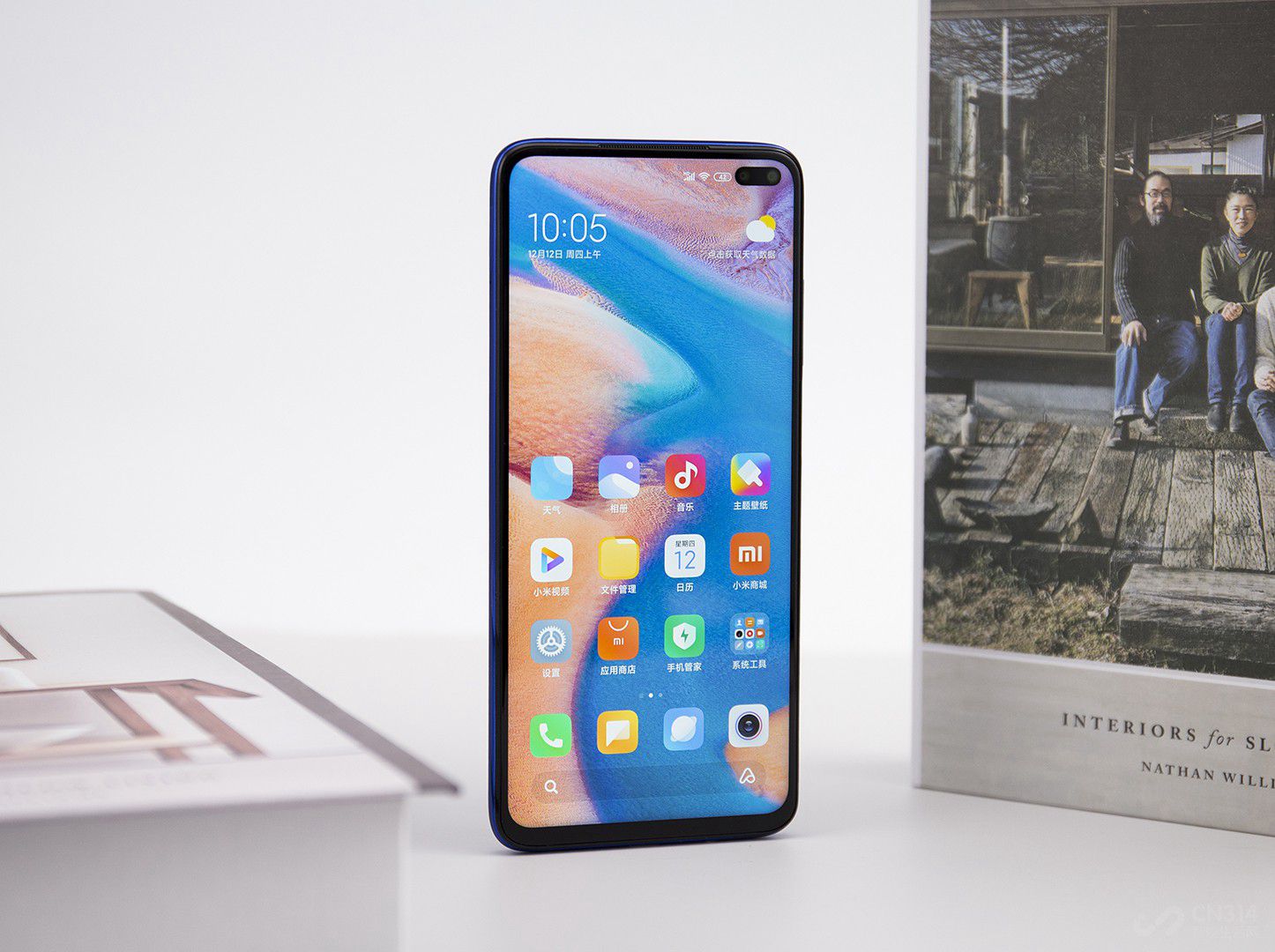 12��9�գ�Redmi�����˽������һ�Ŵ������Redmi K30ϵ�С��׷�����765G 5G����оƬ��120Hzˢ������Ļ���׷�����IMX686�������ȶ������µ�Redmi K30�����Ķࡣ�����ź����ǣ������õ��Ĳ���5G�汾��Redmi K30������4G�棬���ص�������730G����������˵���ܵ�һʱ����������765G�������������ǿ��Դ���ҿ���������ֵ�ġ�