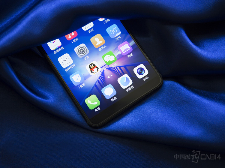 ���°͡�Ҳ�Ǻܽ��յģ�����һ���滺�ĸо�����Ļ��������޶ȵ����죬��������Ұ��ÿһλ��Ҷ��ܸ��ܵ�ȫ������������