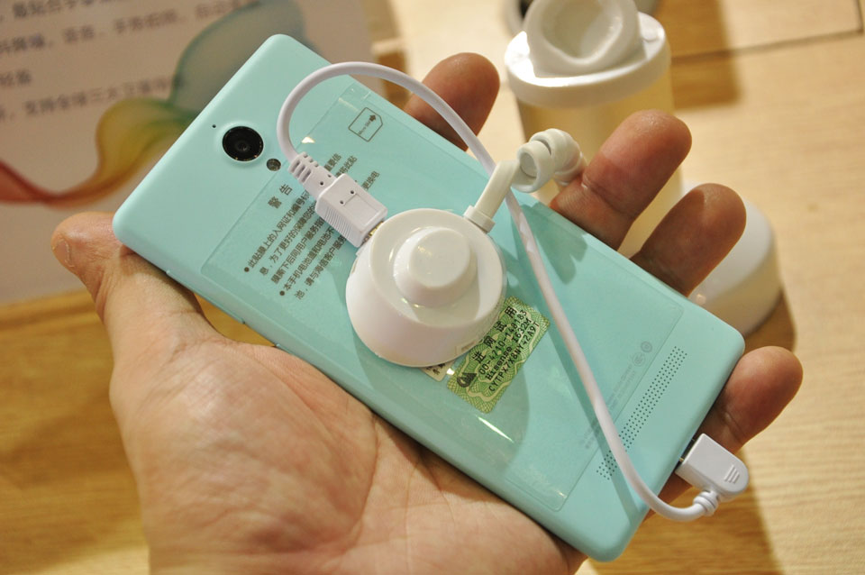 �⻬ϸ��ĺ�ǻ�����Ŷ��ֻ�Ƿ������а���հ|����I632M