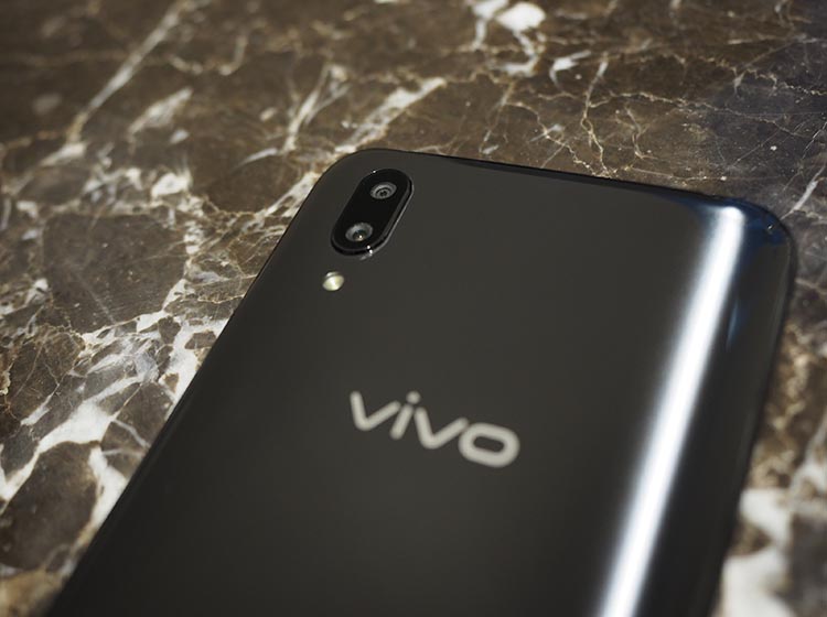 ��Ӱͷλ�����Ͻǣ����ŷֲ�������������ƣ���������ɾ���Լ��