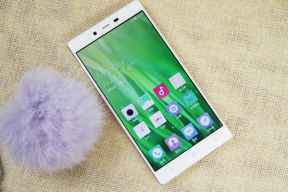 �ֻ����������2.5D���������Ҳ�Ƚϼ�����ţ��ֻ�������ɫ��ȻΪ��ɫ��