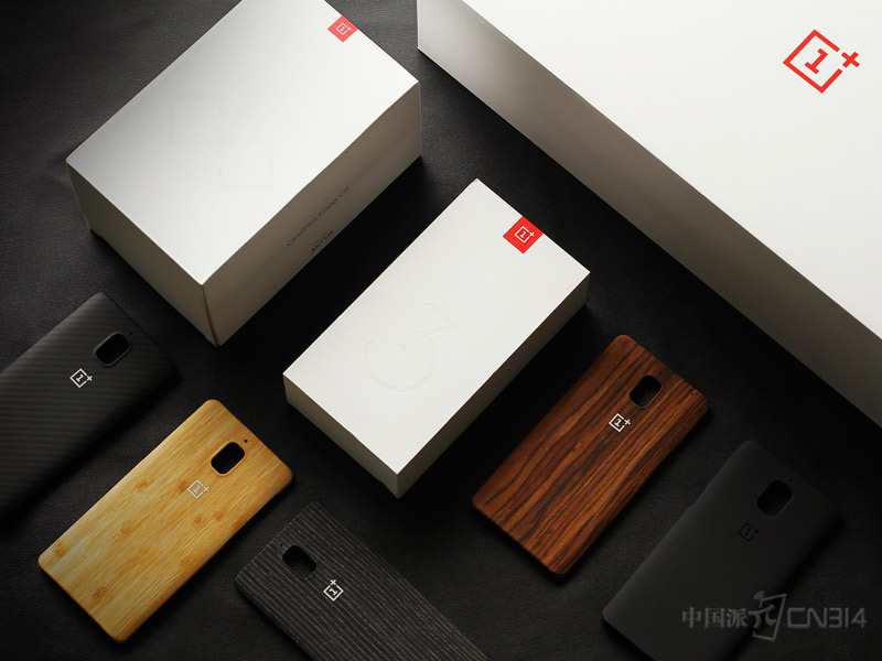 6��15�գ�һ���ֻ���ʽ�����ڴ������ľ��н�����׳��콢�ֻ������ᡣ�ڴ���һ��3��������װ����ݳ�������ȴ����������������һ��Ʒ��һ����������ȴ����һ�������ĳ��⡣