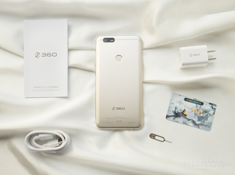 ����п��롢��ͷ�������ߡ�3��֤�飬���м�ֵ1299Ԫ�ġ������㡷�������һ�ݣ���˵�ں�ϡ���ػ����ḻ���ߡ�