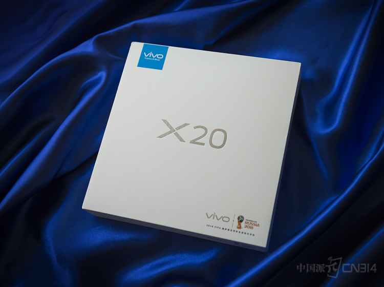 ���vivo��Ȼ�ڳ���Ū�����ᣬ�����������ģ�ֵ��ע����ǣ�vivo��ȫ���������ν�ǡ������١����������ǡ�ƻ����С��֮��