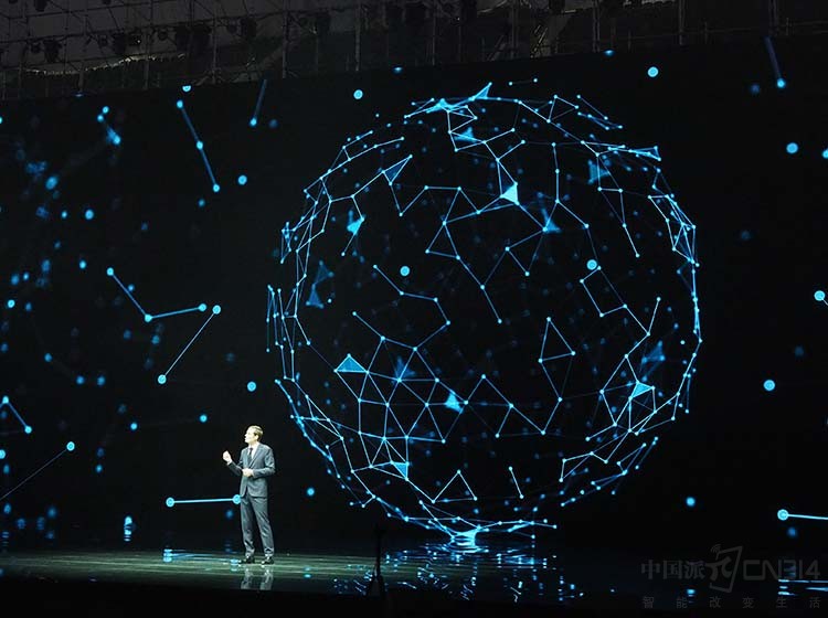 �Ӷ���������̨��������ѧ�ĽǶȺʹ�ҡ�����δ������������λ�������ǳ��