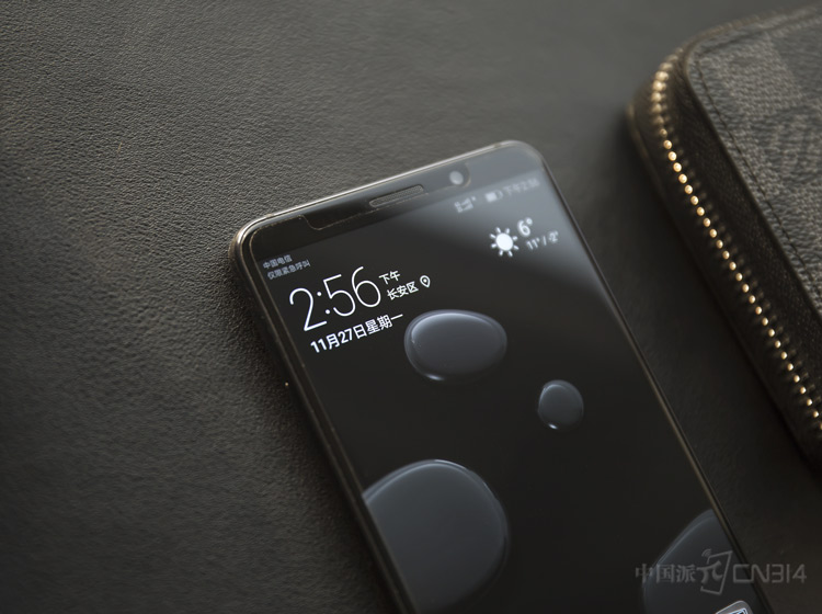 ��Ļ���Ľǲ��õ���ֱ����ƣ�������Ľǵ�Բ�����������á�