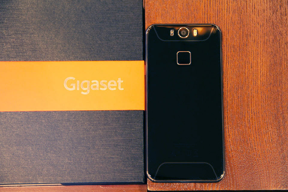 ��ɫΪGigaset ME����ɫ�������Ķ�����