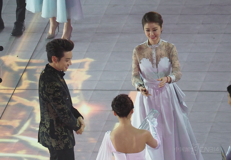 ���ӡ���̬����֮ҹ��