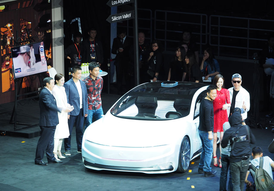 �ܵ�������׷��