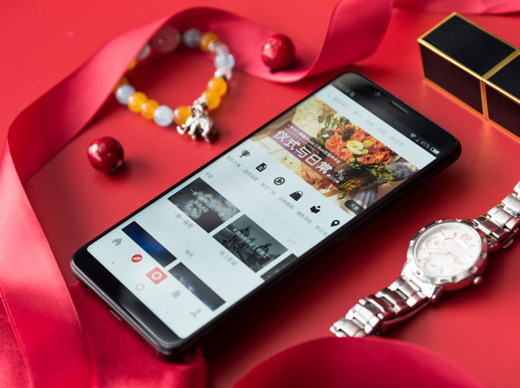 ��4��11�����磬Ŭ�����ڱ������з����ᣬ�����˵ھŴ�Сţ��Ʒ����Ŭ����Z18mini��