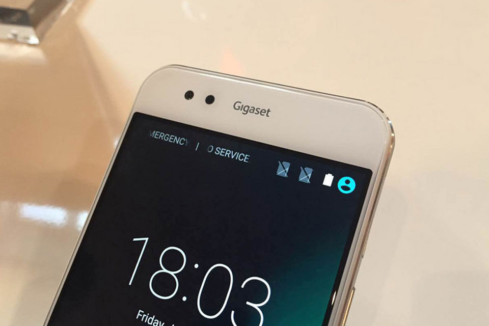 ��ɫ������ں�ɫ����˵�������һ������Բ���һЩ��