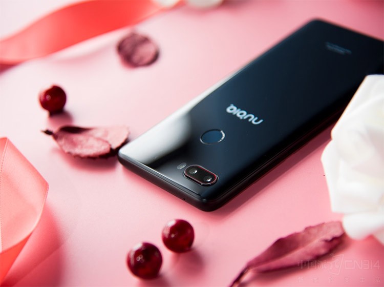 ������Ե����һ�������满�ȴ�������Լ������������ֻ������Ե�Բ���з�ȡ�