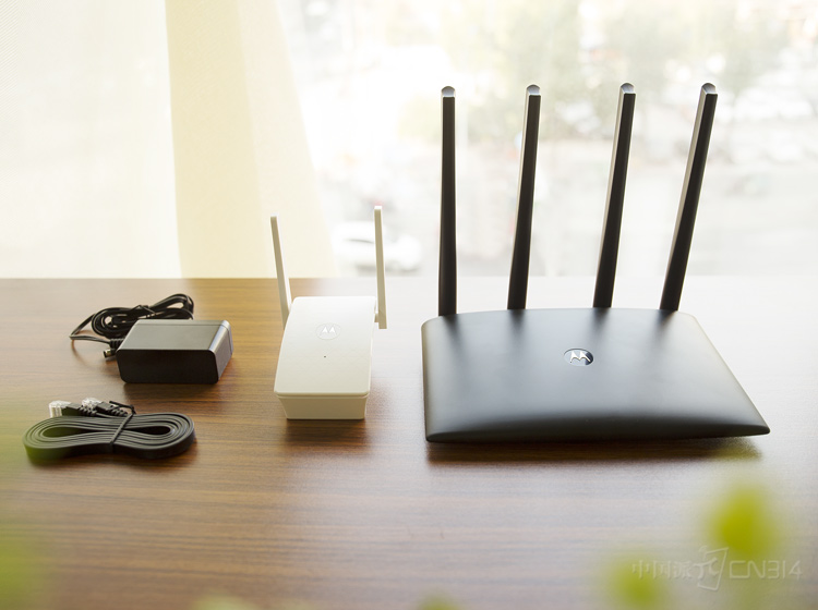 CX2�ĵ�Դ������֧��12V/1A�����������ʽ�12W���ճ����бض�����12W�������ֻ�����