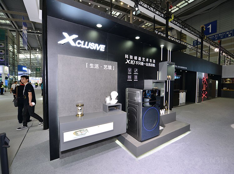 X10ϴ�»���ȻҲ����ȱϯ�����ǹ��ڵ�һ̨û���ŷ�Ȧ�ṹ�ĸ�ʽ��Ͳϴ�»������һ�ӵ��ȫ�����Զ�Ͷ��ϵͳ����ʵ����AI�������ֻ�App����Ļ���������ǻ۲ٿ�ģʽ����ϴ�»���֧�ֳ�����ϴ�ӣ��ɶ��鱦���۾��������豸������ϴ������