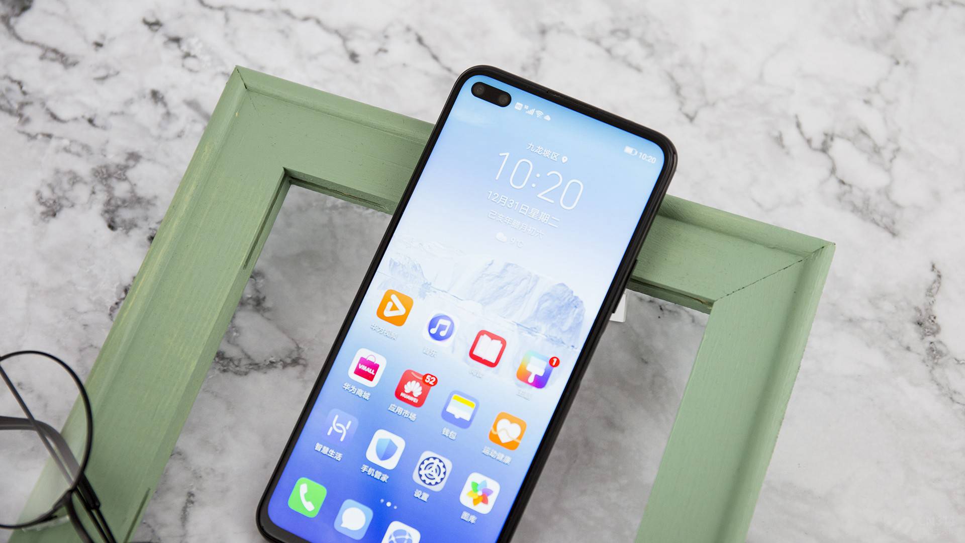 ��ȥ���V20�������V30����ҫ��ä�׷������ڿ������ȫ��᳹��ֻ����ȥ��ĵ��׵��������ݱ����˫�ס��ڿ����ķ��������ˮ������˵����Ҫ����ʾ��������Լ��ڿ�λ��λ����Ļһ�ǣ��û�ʹ�õ��Ӿ�һ���Ը�ǿ����ҫV30 Proʹ�õ�ä�׷���һֱ��������С�׾���Ϊ����֮һ�����Ҳû�����⡣