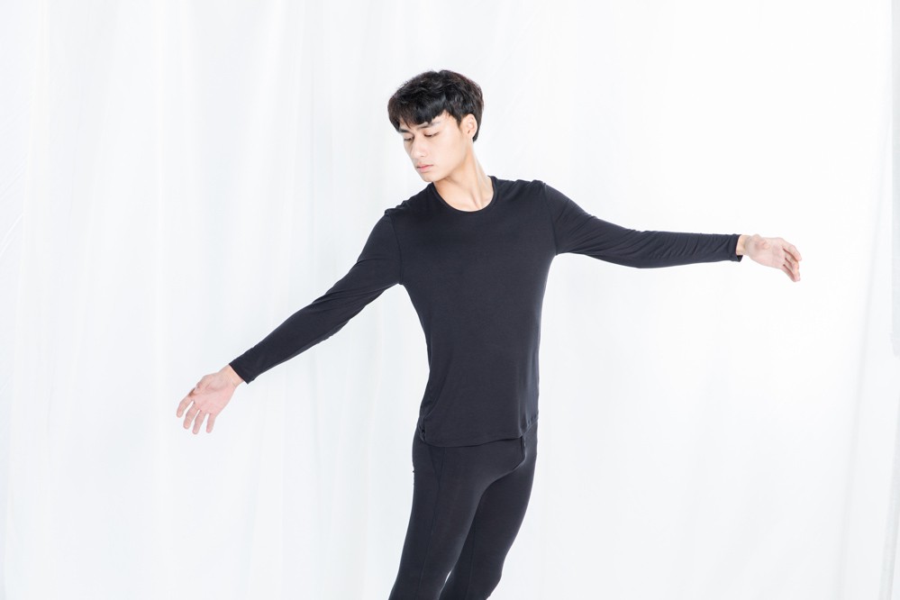 ĳЩ���´����������Ǹо����ɿ壬�ж��������ǲ����㣬Warm+������ů��Ϊ�������㹻������ʹ����3D������ù��գ����ǹ��ʹ��ϵ�ISO607�������ߣ����ĸ����ߡ�һ�����ߺ�һ����������ɣ��ڱ�֤��ڡ���ڡ��°ں��ɲ�������ͬʱ�����˱��Ρ��������⣬�����ϵĽ����������ܺܺõ�չʾ������