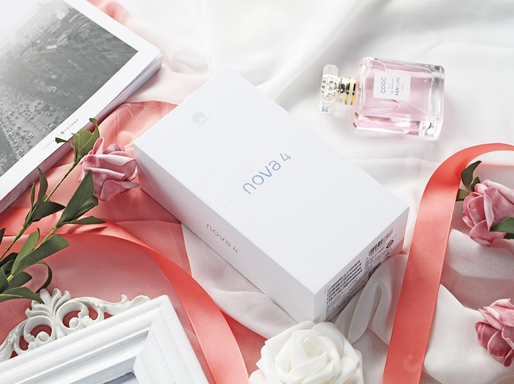 ���ջ�Ϊ�ڳ�ɳ������novaϵ�����µĻ��͡���nova 4������ֻ���һ����ǰ���Ѿ������������ع���Ϣ�У���������������һ������®ɽ����Ŀ����������ȫ�����ļ������ڡ�