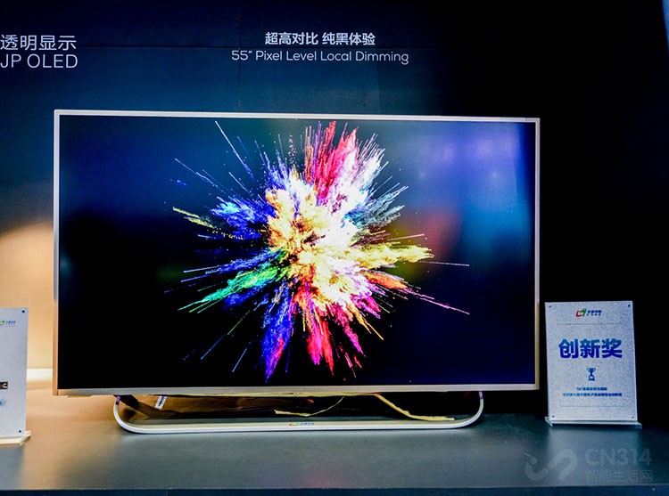 ���55"���ؼ����������ʾ���ð������ؼ��ı���������ڼ���Local Dimming��ʵ�ֳ�ɫ�ĵ㷢��Ч��, ����Ļ��ÿһ�������仯�����ޱƽ���ʵ�����´������������Ķ�����������Щ��ƷҲ�ɿ�����TCL����Ҫ�ɾ��û��������������飬ҲҪŬ����Ϊ������һ����ʾ���������������ߣ�δ����չֵ���ڴ���