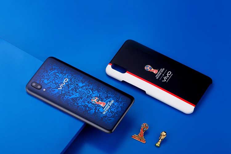 �����ֻ�֮�⣬vivo ��Ϊ��˿�ṩ���ڶ�ĸ���������С�2018 FIFA World Cup Russia TM Extraordinaire Edition���� FIFA �ٷ������֤��������ȫ�������������ⶨ���ֻ������ǵȵȡ����ֻ��е�һ�̣��������������ľ�ϲ�����㣡