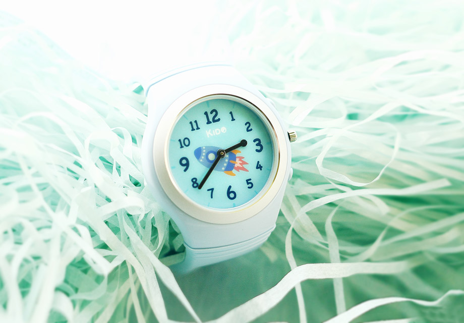 ���������Ҫ�����㣬�����Ǳ��̣�KIDO��Ŀǰ������Ψһһ��ʹ����ʵ���̣�����ʯӢ��ָ�룬�ع�����ʵ�ֱ��ı��ʡ�