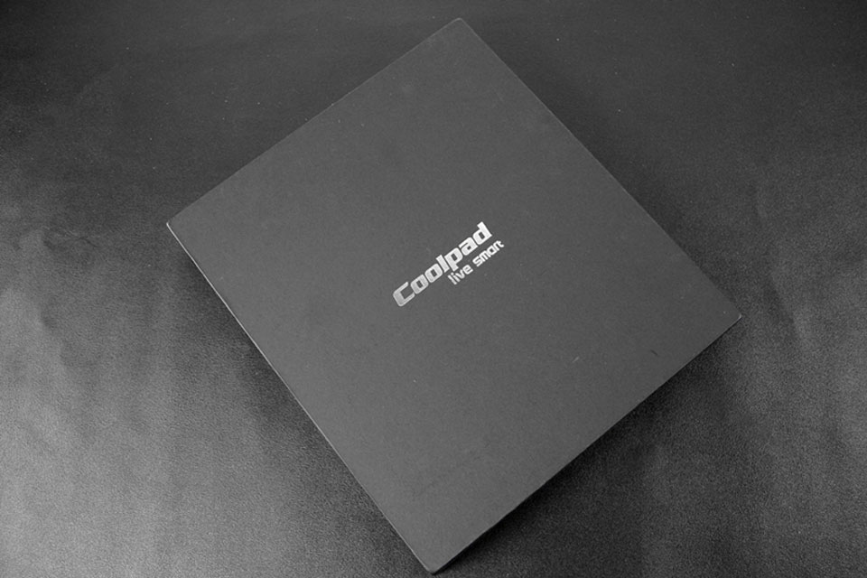 ���ɹٷ�΢���ڼ���ǰ�ų�һ����Ʒ����������������ˡ�Ҫ�й⡱�������������֣�Ԥʾ��Ҫ�Ƴ�Max���Ĳ�Ʒ���й���Ҳ�ڵ�һʱ���յ��˿��ɷ���Max�����뺯��