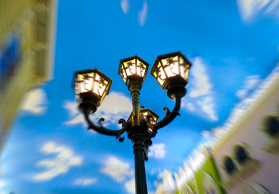 ʱ�����������ʵʱԤ�������顣�����ö��ص���Ч�����������ͻ����������������ƴ�Խʱ�հ�ĸ��������ĸ�����Ƭ������Ҫ����һ���Ϳ�����ɡ������Ŭ����Z17mini��ʱ���������׼���ó�Ϊרҵ��Ӱʦ����