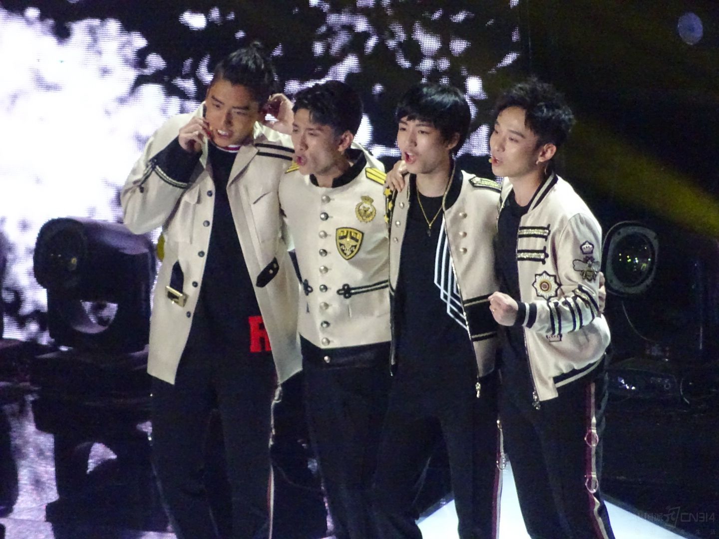 Ϊ�˲��ö����÷֣��ӳ�������Ҫ���������ģʽ��