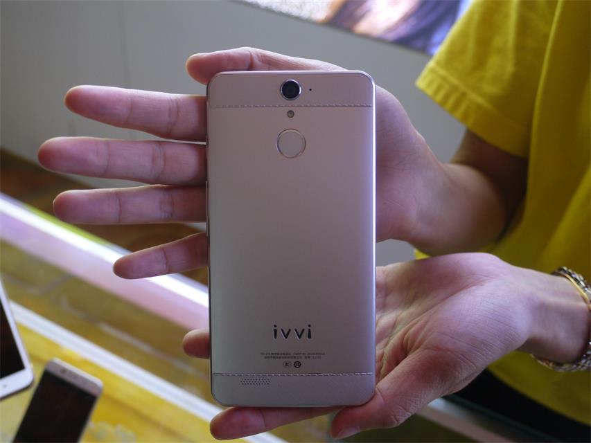 K2��ָ��ʶ������������������ʡ�磬������������á�ָ��&����硱˫���㷨���϶���ָ��оƬ��֧��360��ȫ�Ƕ�100%ʶ��