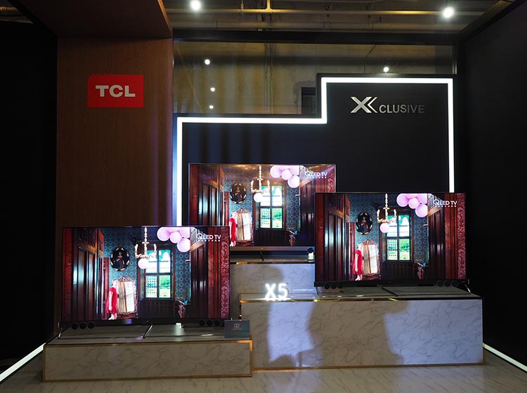 3��6�����磬������δ����TCL2018������Ʒ���������Ϻ�¡�ؾ��У��˴ε���Ʒ�������ϣ�TCL������X5ԭɫ���ӵ���ӡ���Ժ����C6�Լ��ƽ�����������P5��