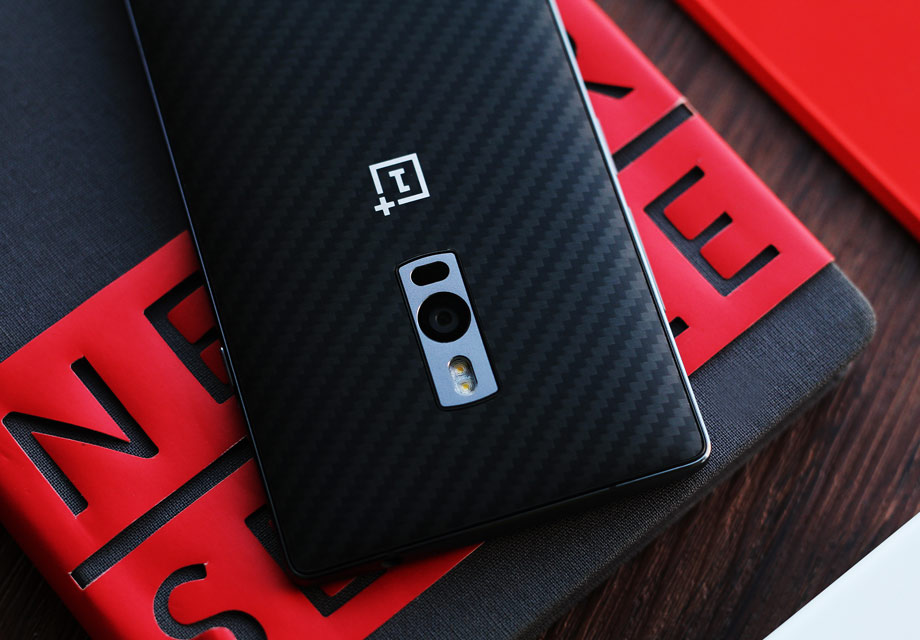 ���Ҷ��Ƶ�6P��ͷ�飬����������һ������16%���ر���Ƶ��˹�Ƭ������Ӱ������������ӹ⡣˫LED����Ʊ�֤��Ƭ����Ͱ�ƽ�⡣0.2s�����ۼ�������Խ��������ĵĿ죬�ĳ�����ƬҲ�������ֳƿ졣