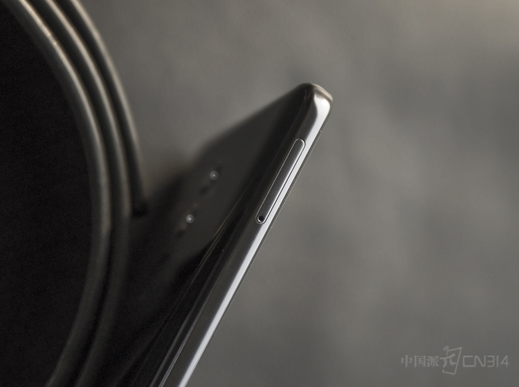 �������ֻ��sim���ۣ�����������������ϼ����ˬ��