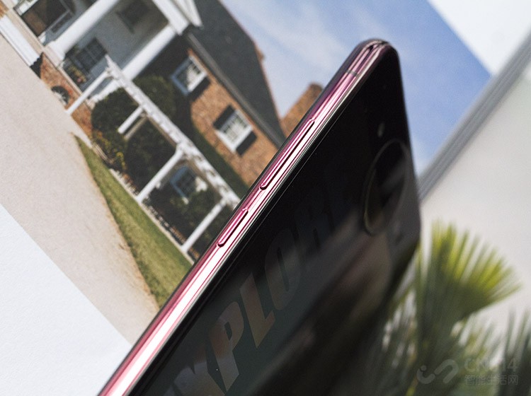 ��Ȼ��һ��˫�����ֻ�����������Ȼʮ���˱���������̾���ѡ�