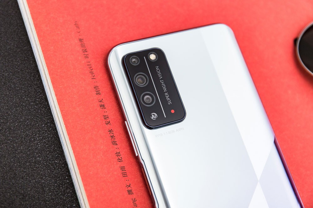 ץġҲǸûӰһ裬ӥۼAIץġڸû4D׷ƶʱʼץס㣬¿ŵ˲䱣֤ͬʱϡȡģʽعٶȸ죬Ӱģ㶯̬ʱе