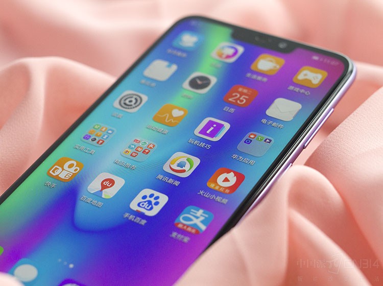 ������õ��ǽ���Ƚ����е���������ƣ������˸������ռ�ȣ�����Ϊ�û����ָ����𺳵��Ӿ�Ч���������ھ�����һ��ġ����顱֮���Ѿ���Ϊ�����������ܡ�