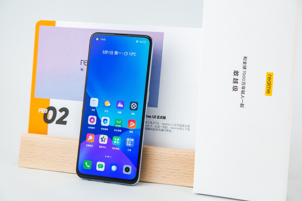 ܵ˵realme GTһԼ۱ȼߵĸܡ콢realmeеһԱͽŹƺK40Լ۱ȴŵΣ2799Ԫ۵ļ۸Ҫƣ÷漸Ҳ޿ޡ