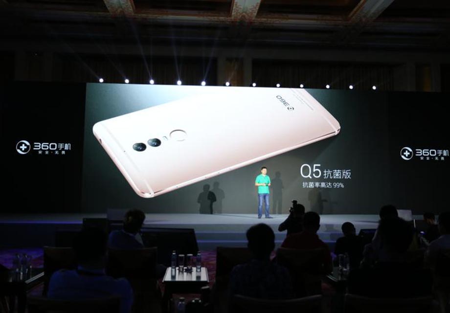 Q5���п����档