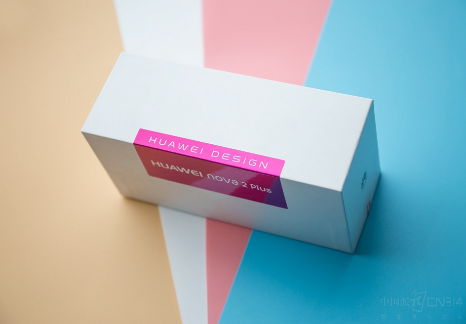 ȥ��ʮ�·ݣ���Ϊ������ HUAWEI nova�ֻ�������ֻ���ۿ�ν���ޣ���Ȼ�Ϊ��������ϵ���ֻ���nova���Ƽ����еġ����ࡱ���ڴ��������������С���˱��Ļ����ͱ��������촰��ƶ�������ǰһ������� HUAWEI nova 2�� HUAWEI nova 2 Plus��ʽ��������������Ĳ�Ʒ�����ܸ����Ǵ��������ľ�ϲ�أ�������һ����������