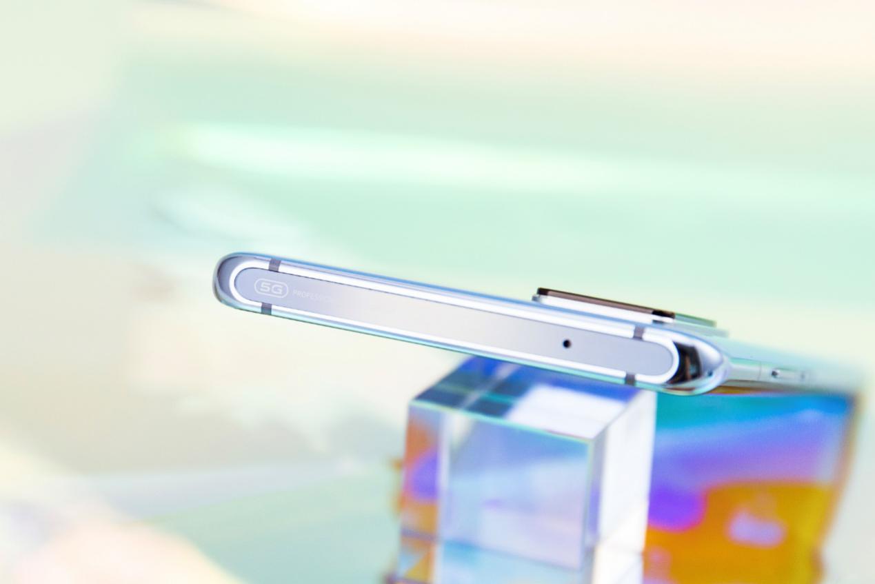 ƽΪ򵥣һ˷翪ףvivo X50 ProпΧƣȿǿȣпΧµĶƽ̨͵׺5GҲ۲١